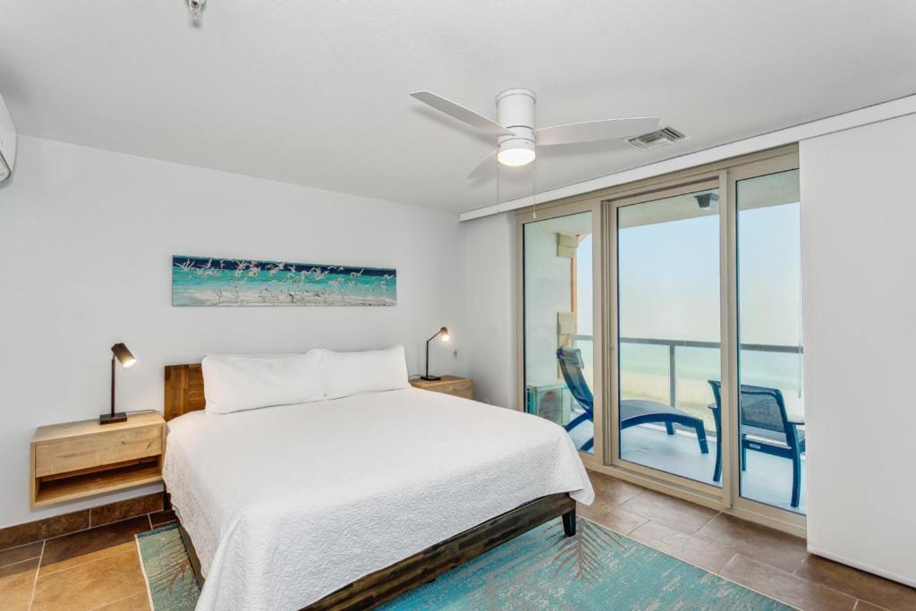 Beach Club Resort And Spa 彭萨科拉海滩 外观 照片