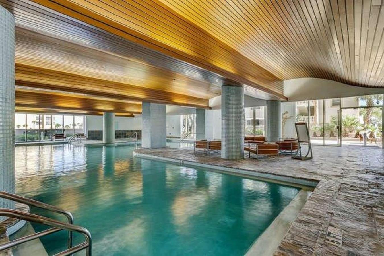 Beach Club Resort And Spa 彭萨科拉海滩 外观 照片